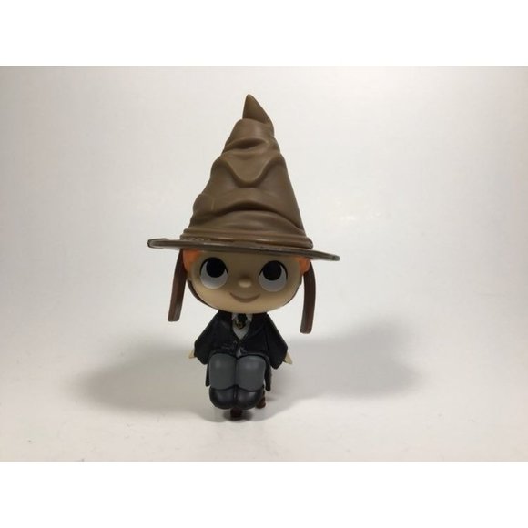 Funko Mystery Mini Harry Potter Series 2 - Ron With Sorting Hat - Picture 1 of 2